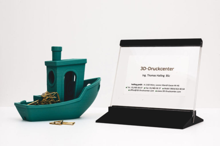 3D Druck Messeteile, Aufsteller, Bezeichner und Schilderhalter_Essentials_Businesscards_Aufsteller